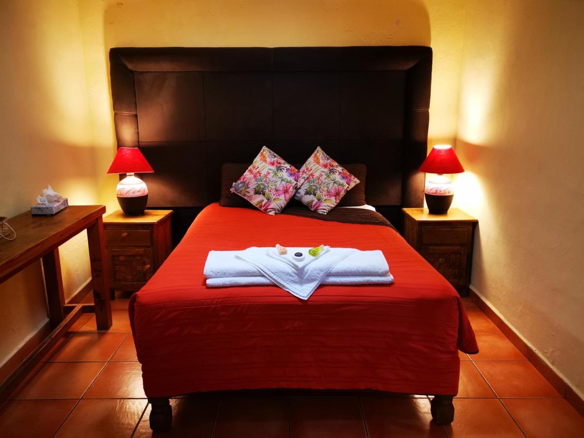 Hotel Chocolate Suites Guanajuato Bagian luar foto
