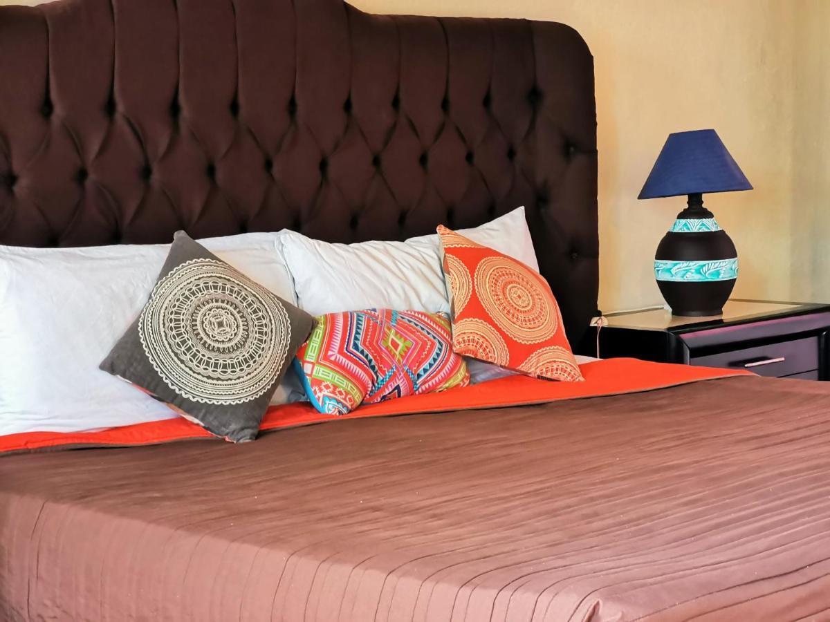 Hotel Chocolate Suites Guanajuato Bagian luar foto