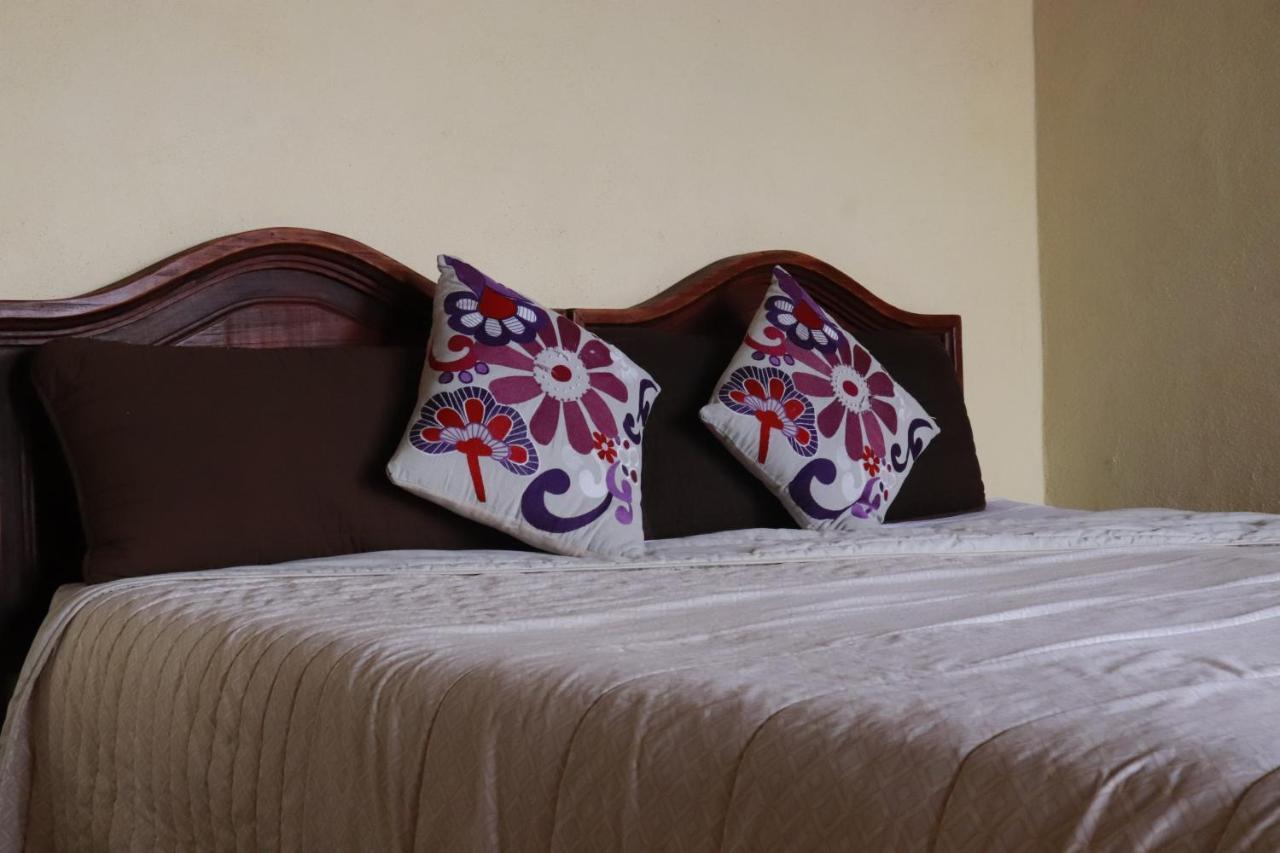 Hotel Chocolate Suites Guanajuato Bagian luar foto